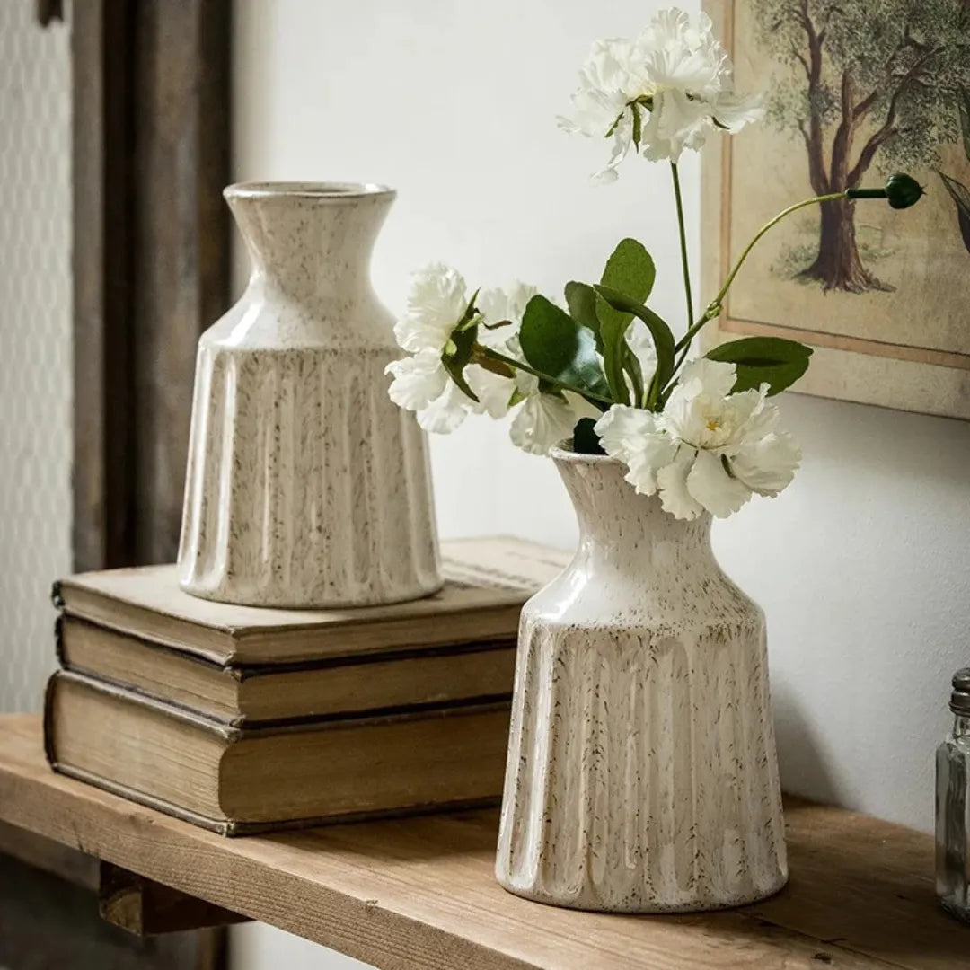 Vaso de Cerâmica Vintage para Decoração Interna